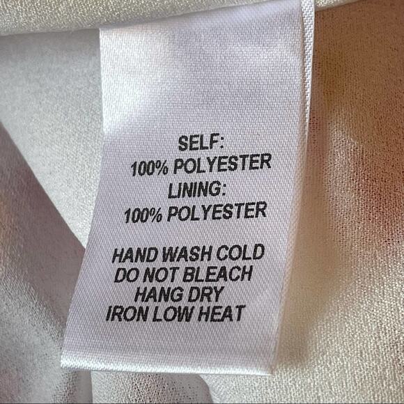 Lulu’s White Pink Embroidered Shirt Sleeve Shift Dress Size‎ Small NWT - Picture 4 of 9